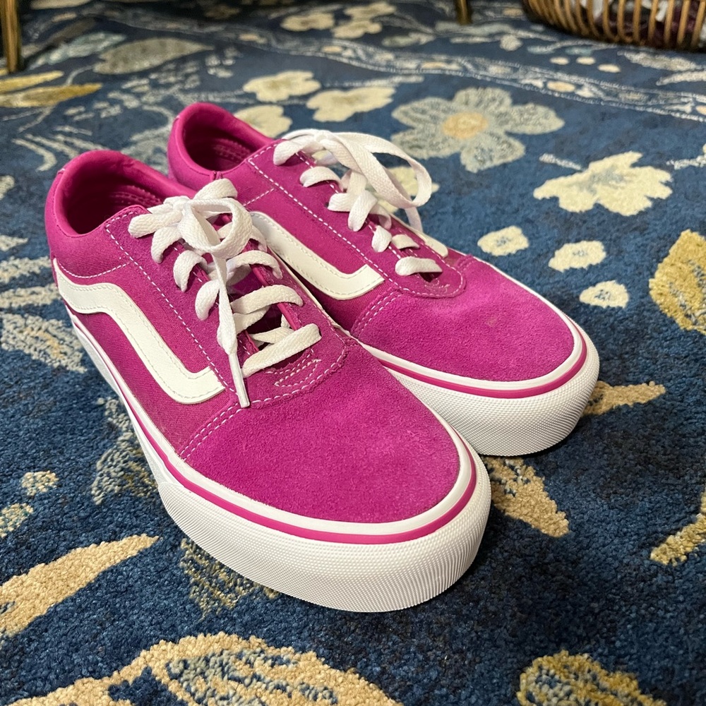 Magenta Vans Ward Platform Shoes W6.5